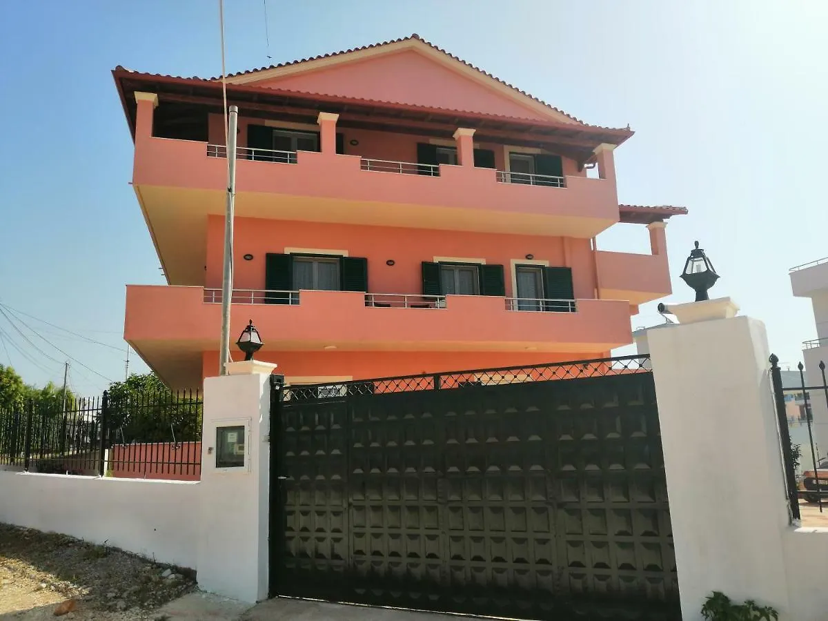 Helen'S House Διαμέρισμα Εξαμίλιο 0*,  Αλβανία
