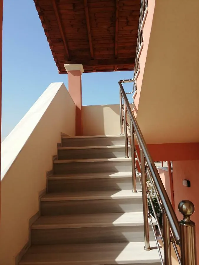 Helen'S House Διαμέρισμα Εξαμίλιο