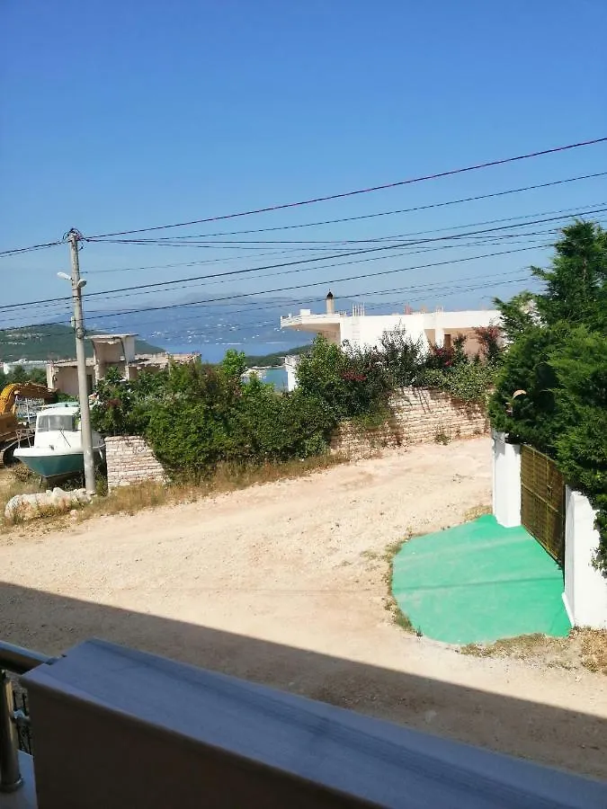 Helen'S House Διαμέρισμα Εξαμίλιο